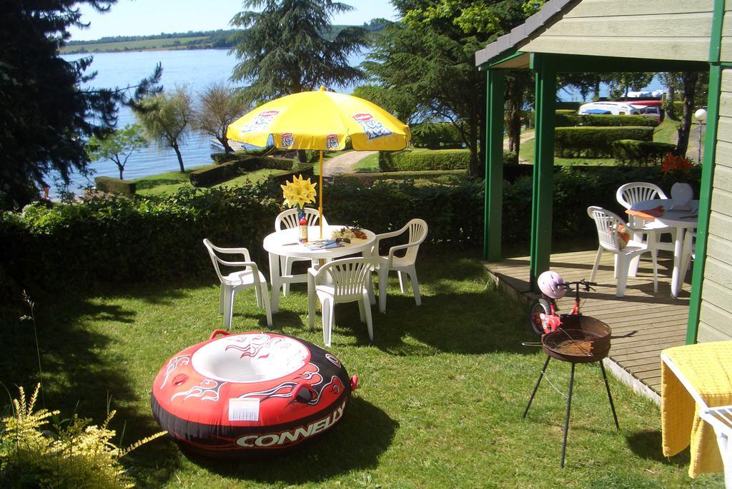 Beau-Rivage Du Lac De Pareloup Otel Salles-Curan Dış mekan fotoğraf